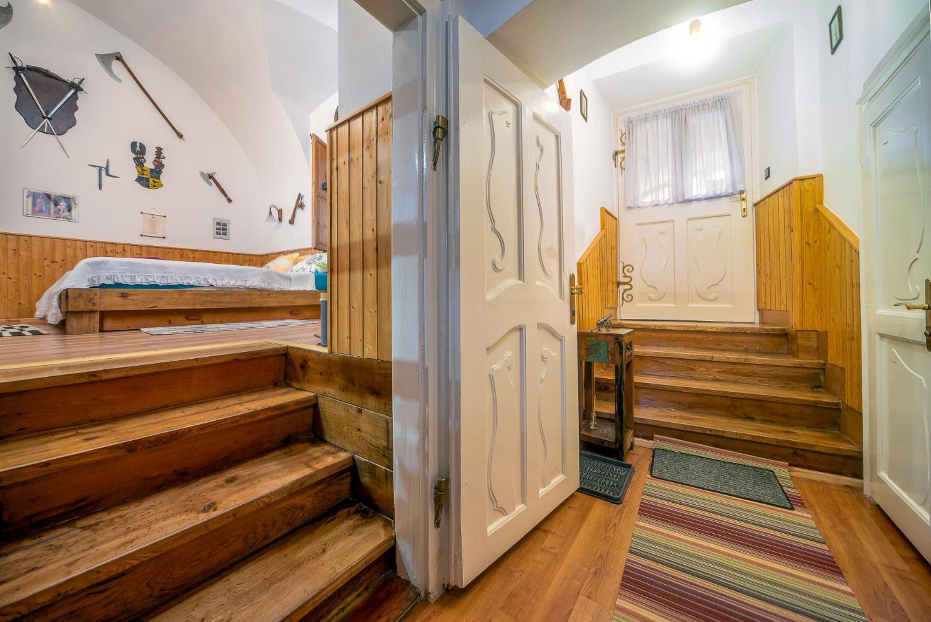 Korde Apartment